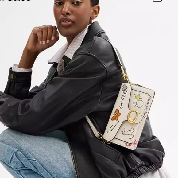 Authentic Coach Tabby Shoulder Bag 20 With Sketch Print - Picture 4 of 4